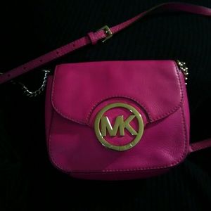 Small Michael Kors pink purse